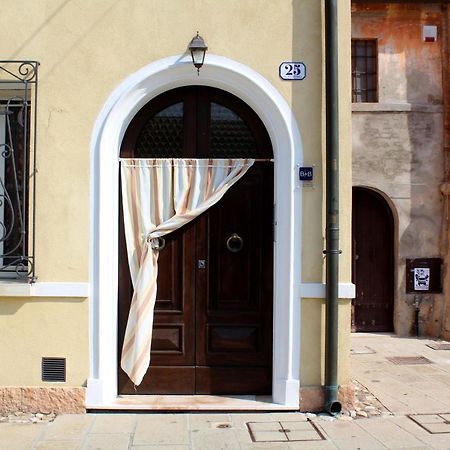 Bed and Breakfast Porta Del Carmine à Comacchio Extérieur photo